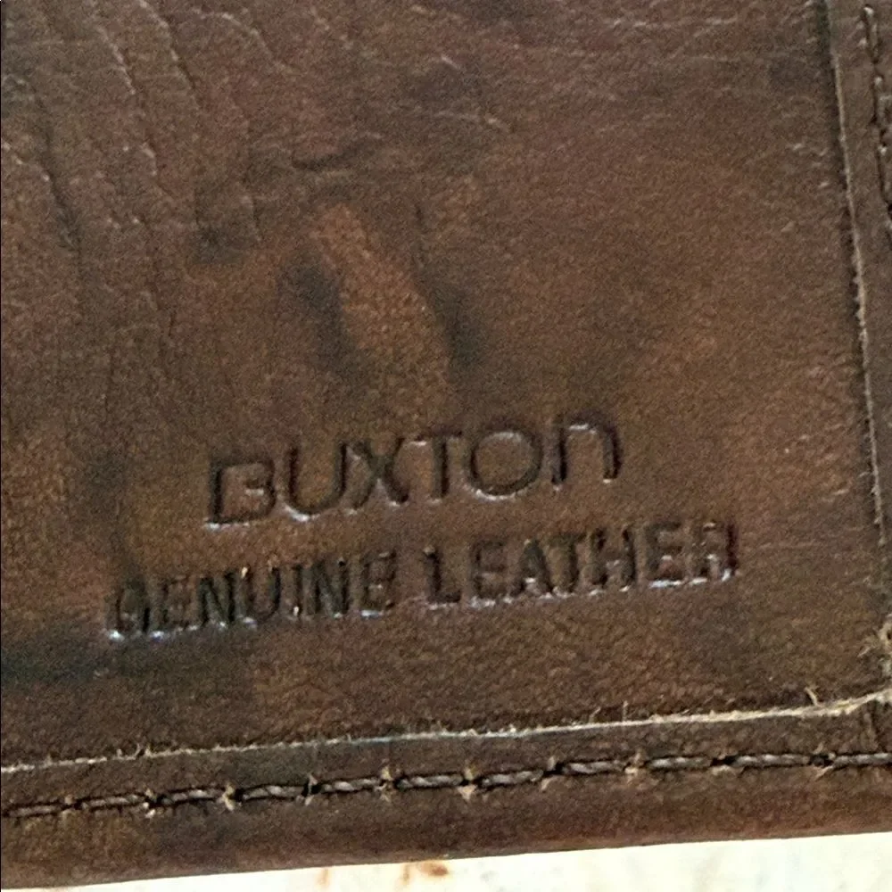 Buxton Rich Brown‎ Leather Card Holder